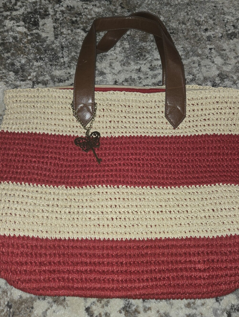 Sun 'N' Sand Striped Straw Tote Bag 80s Boho Beach Key charm Great condition